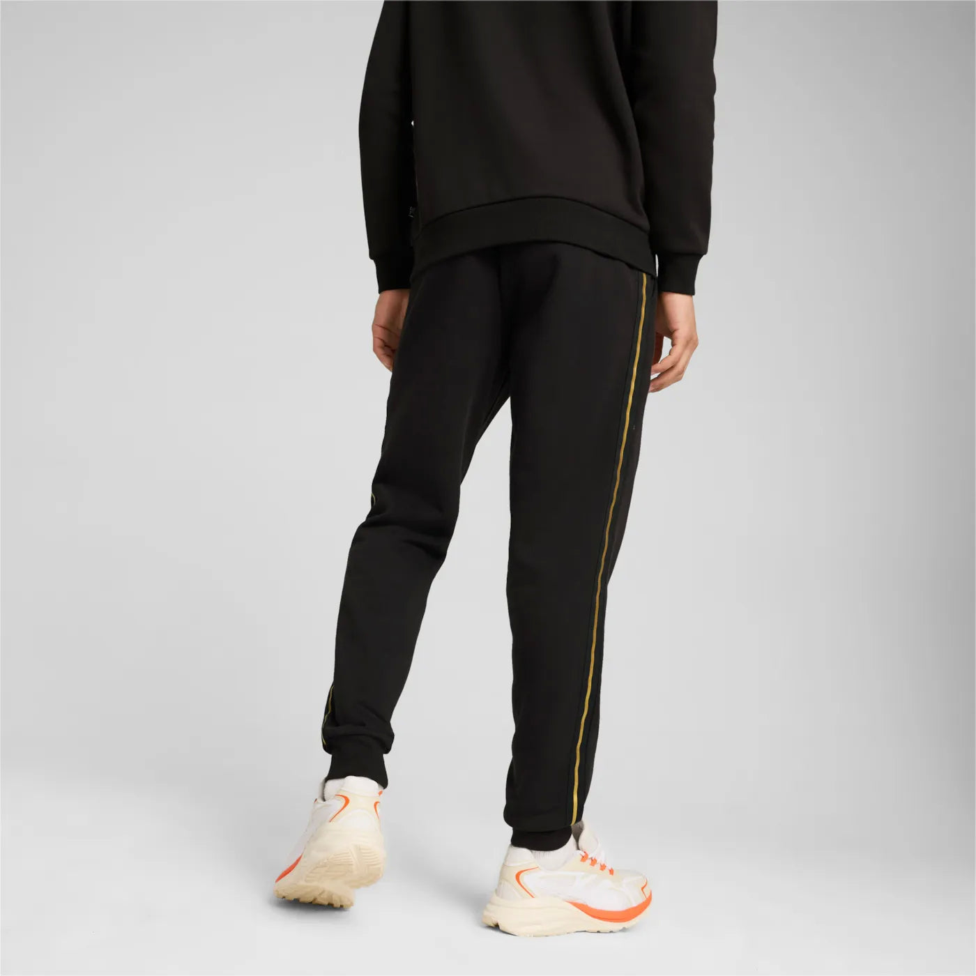 ESS TAPE MINIMAL GOLD Sweatpants FL PUMA 685291-01