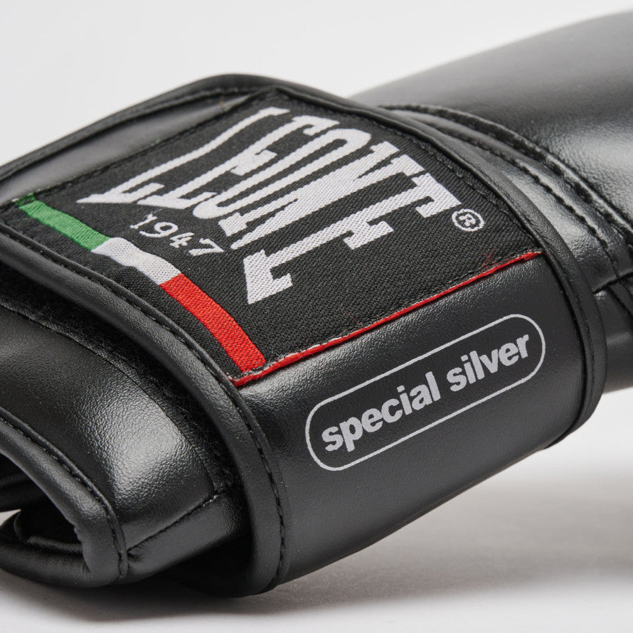 GUANTI BOXE THUNDER LEONE GN383-NERO