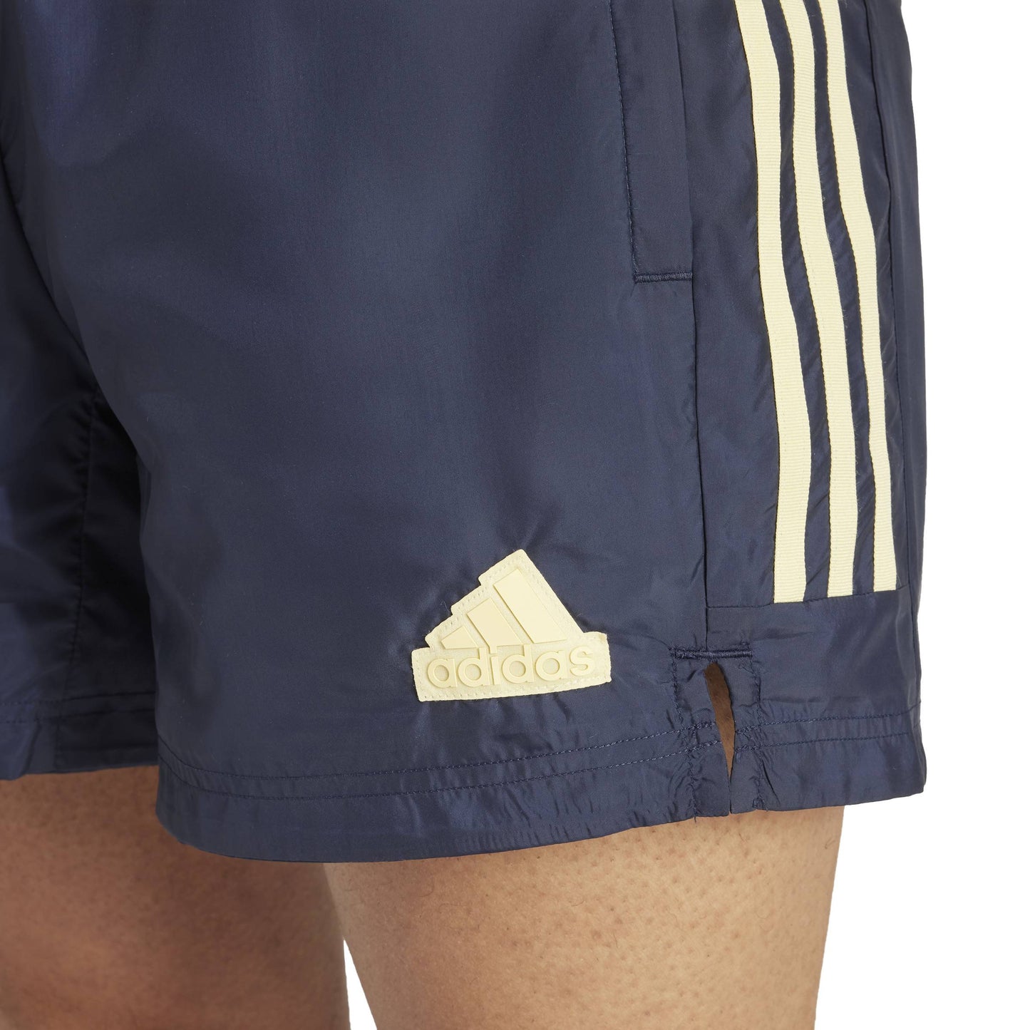 M TIRO WVN SHO LEG ADIDAS IW3573