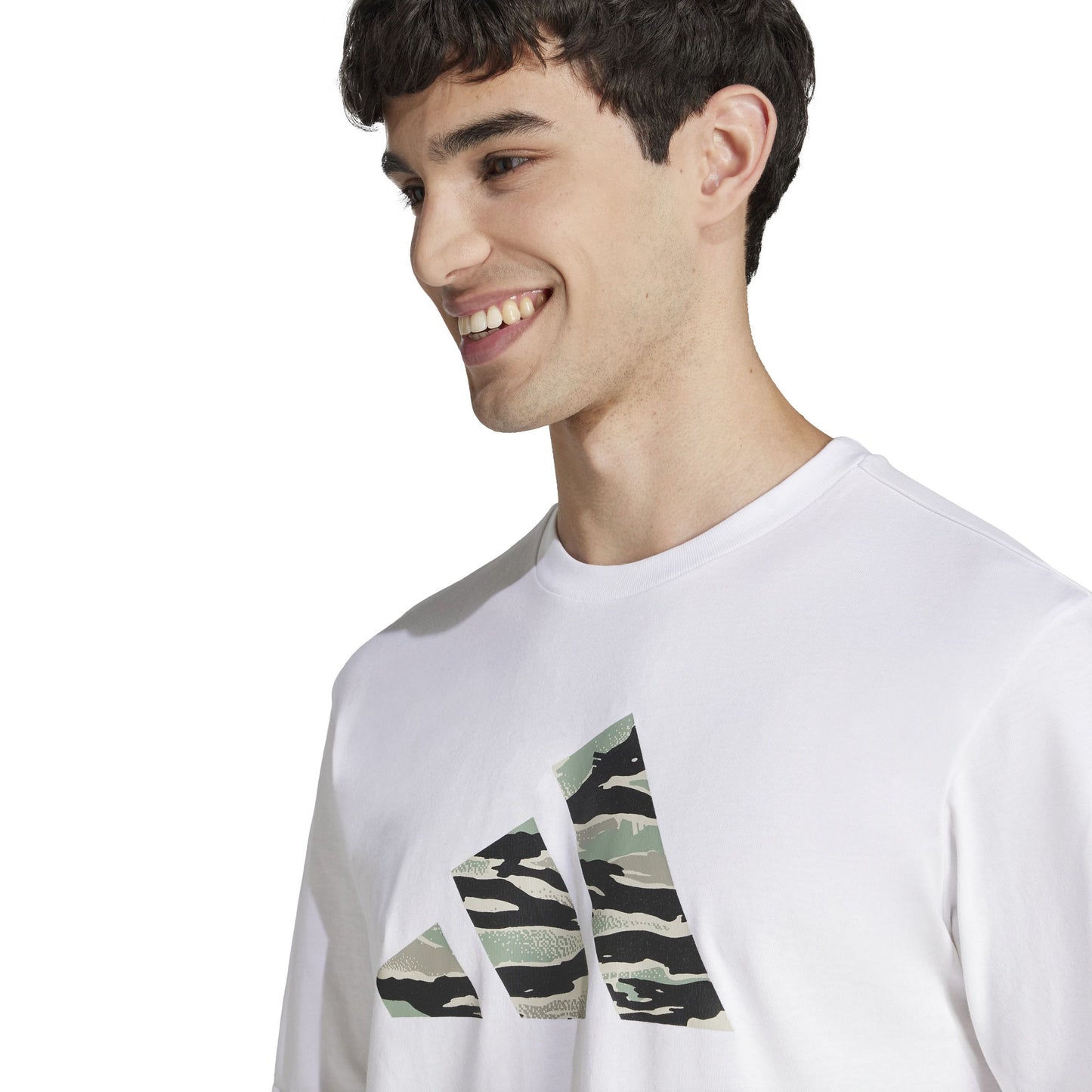 M C CAMO LOGO T WH ADIDAS JI6770