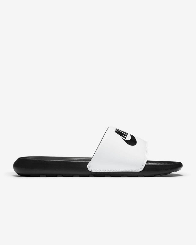 NIKE VICTORI ONE SLIDE