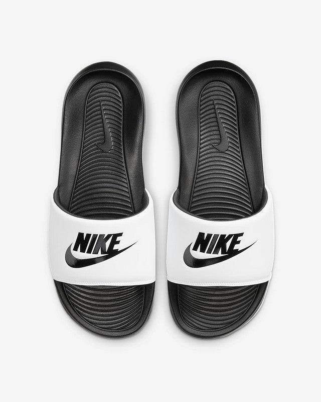 NIKE VICTORI ONE SLIDE