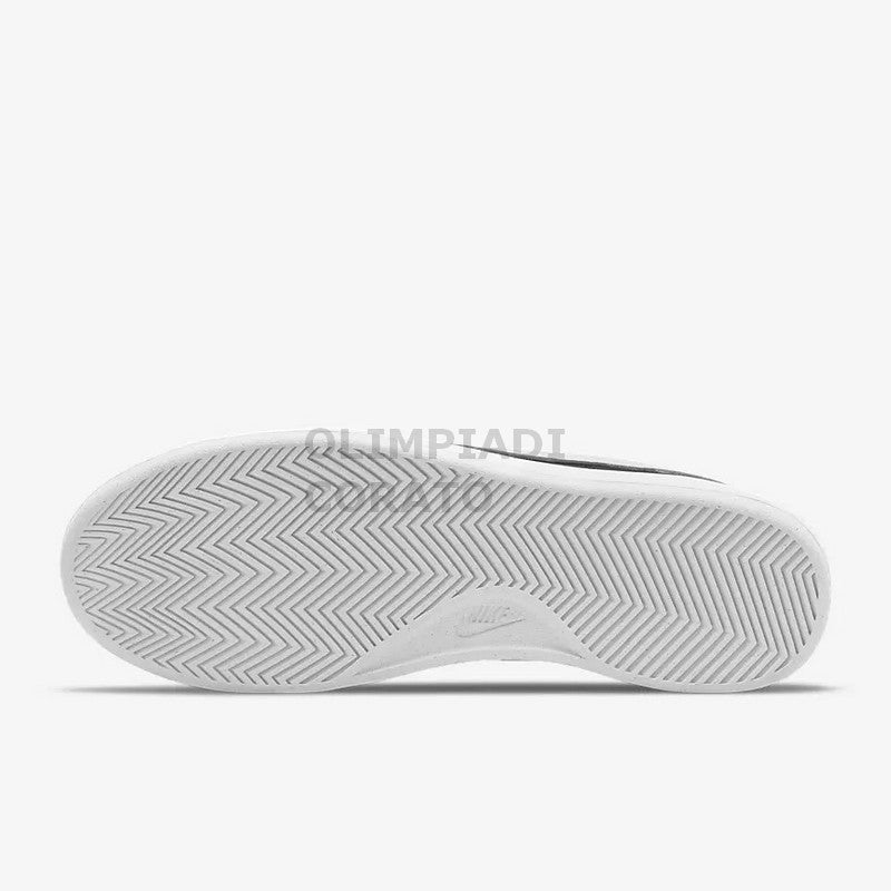 NIKE COURT ROYALE 2
