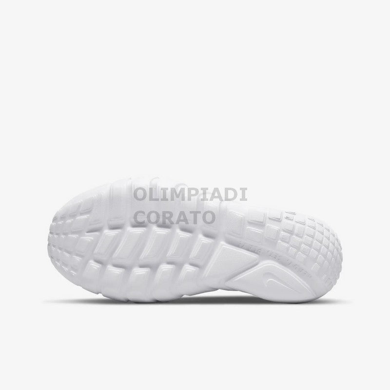NIKE FLEX RUNNER 2
