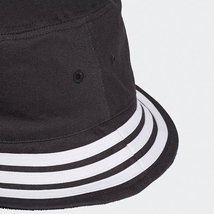 CAPPELLO BUCKET ADIDAS