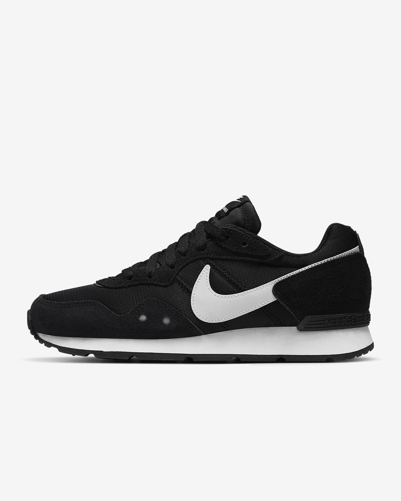 NIKE VENTURE RUN