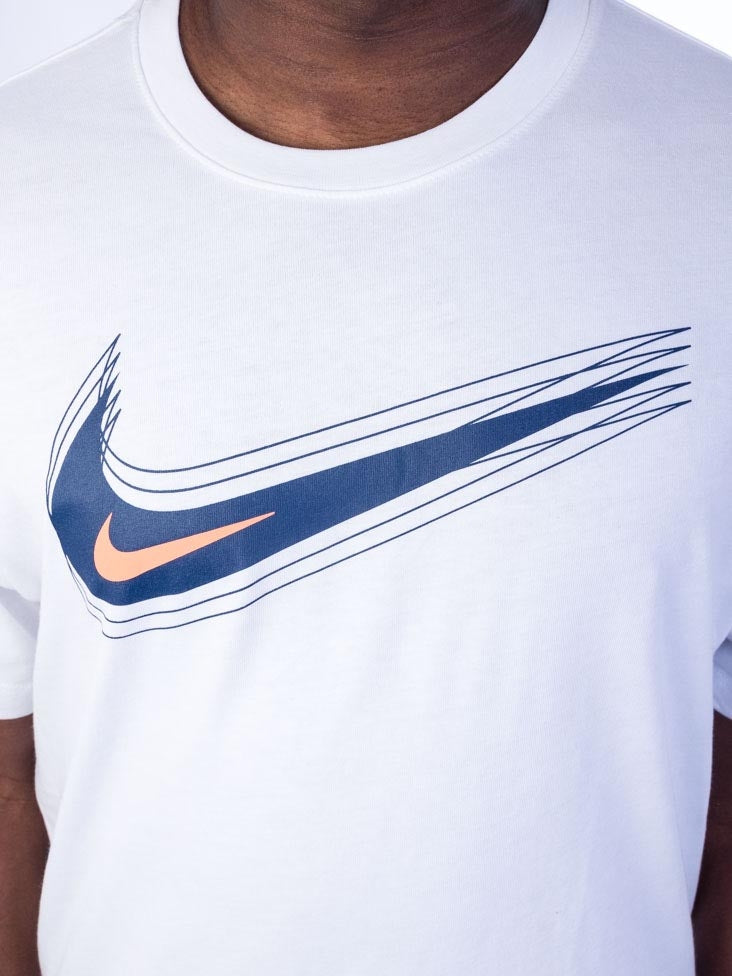 T SHIRT SWOOSH NIKE M
