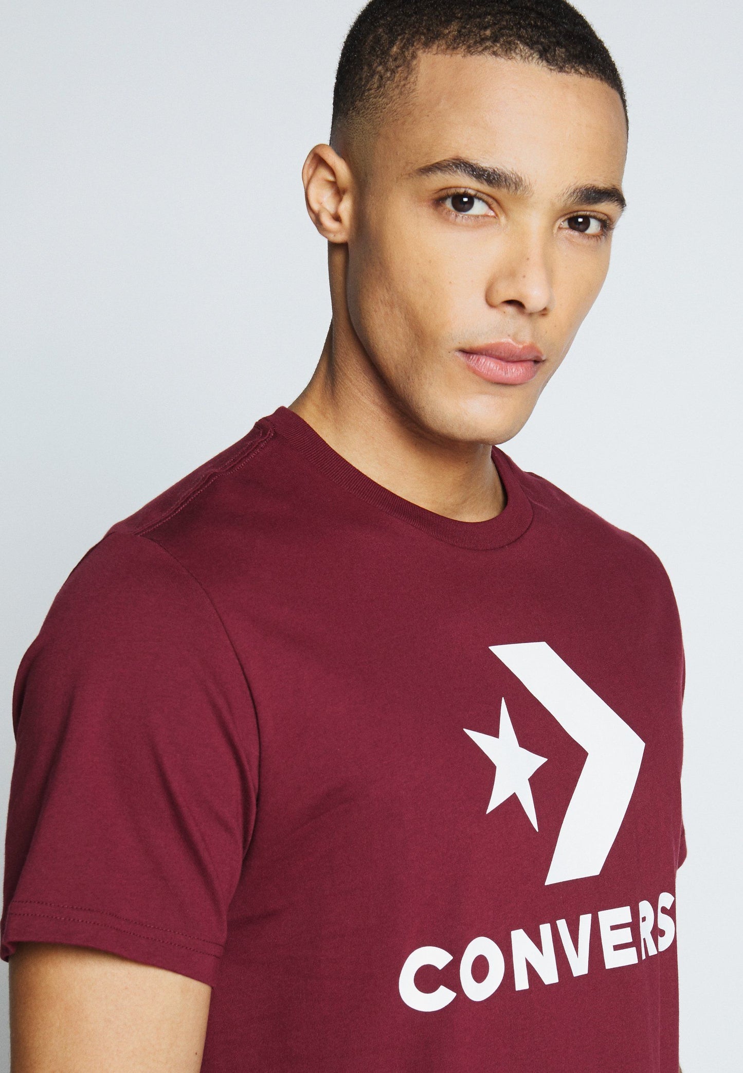 T SHIRT CONVERSE STAR CHEVRON
