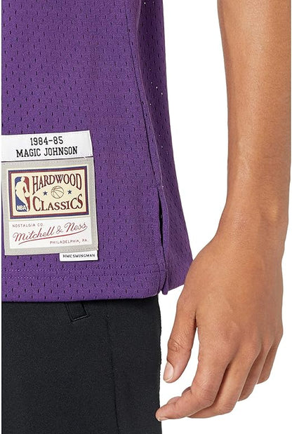 Meta Titolo: Canotta Basket Uomo Mitchell & Ness Los Angeles Lakers Magic Johnson 1984 Viola