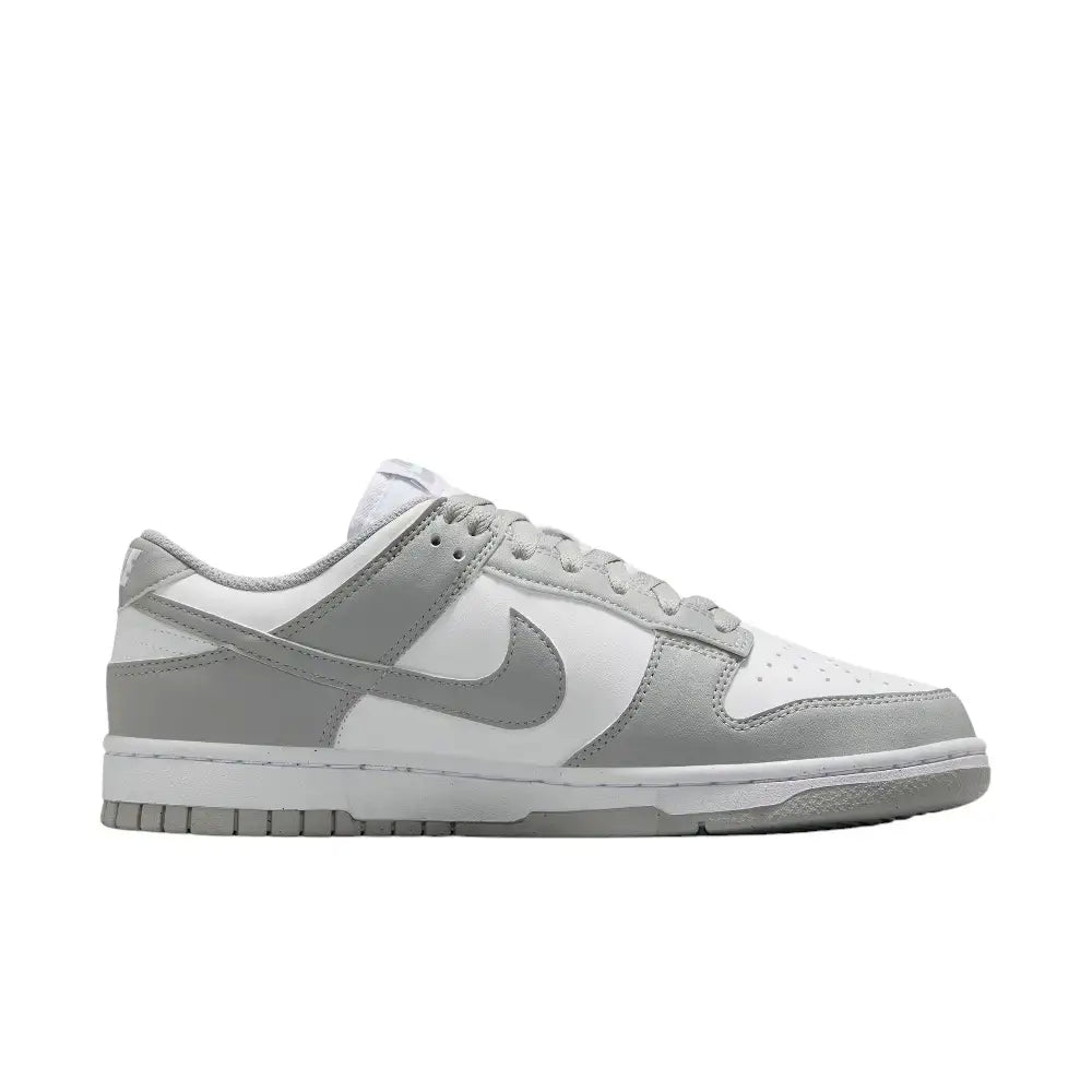 Scarpe Nike WMNS Dunk Low Next Nature Donna Bianco/Light Smoke Grey DD1873-113