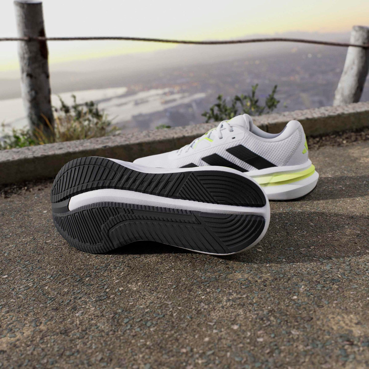 Scarpe adidas galaxy 7m man - jp6600 bianco nero verde fluo