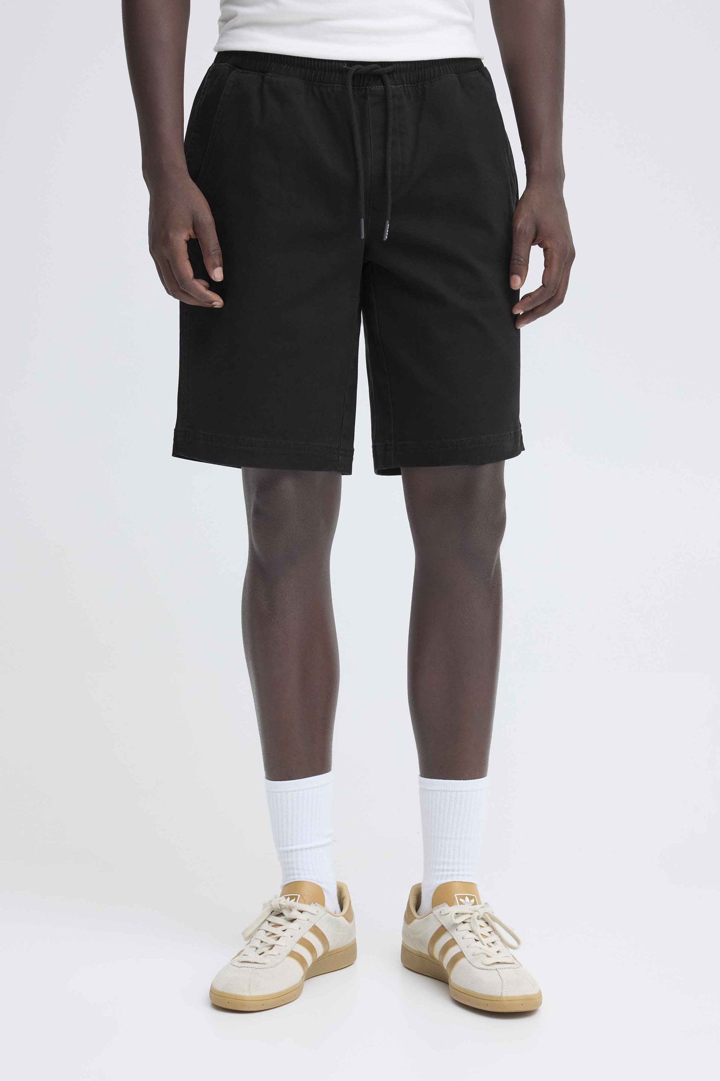 Shorts Uomo Blend Marco Pull-On - 20720261 Nero | Praticità e Stile