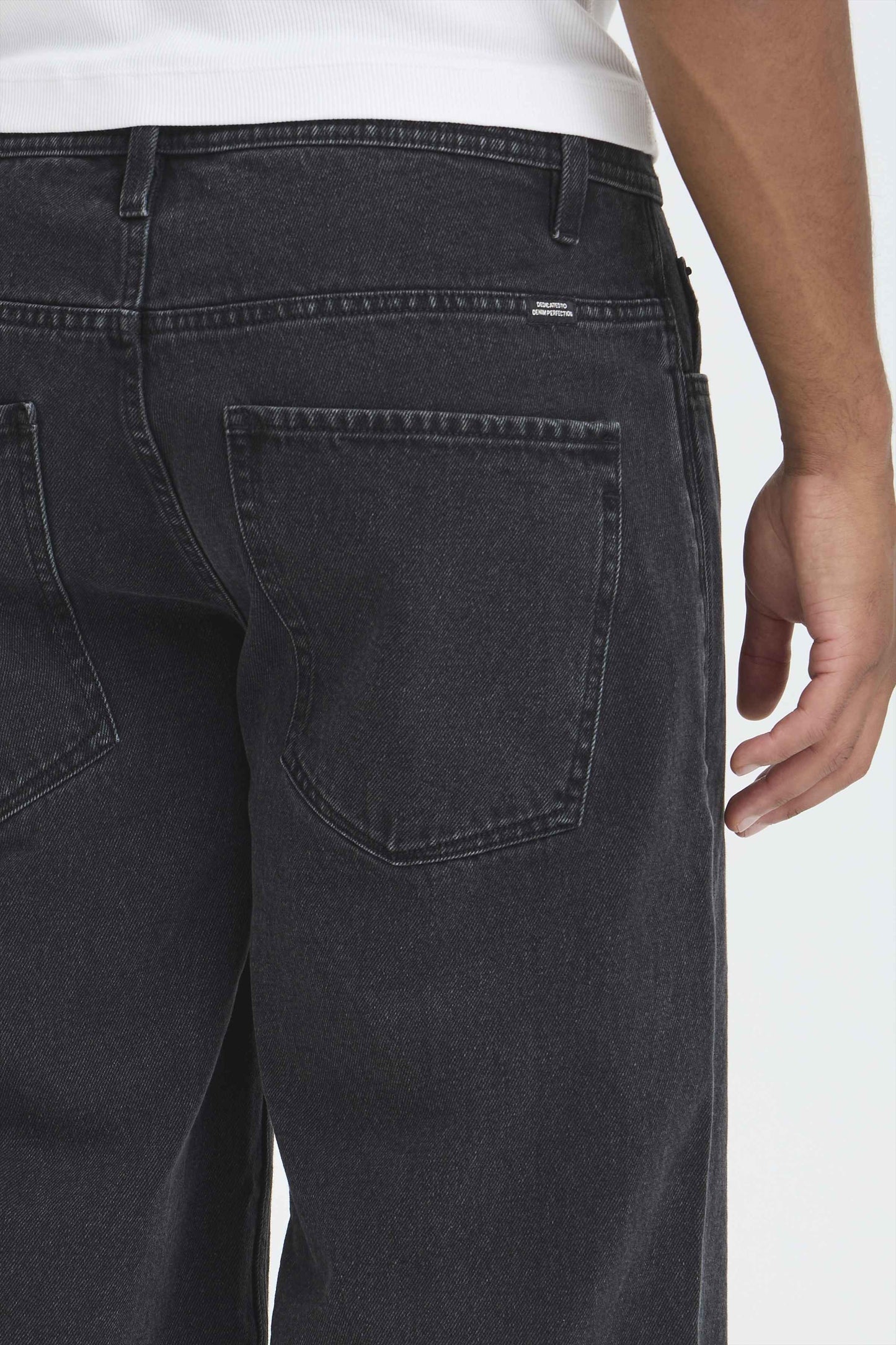 Shorts Jeans Uomo Blend Flake Loose - 20720244 Nero Slavato | Stile Streetwear