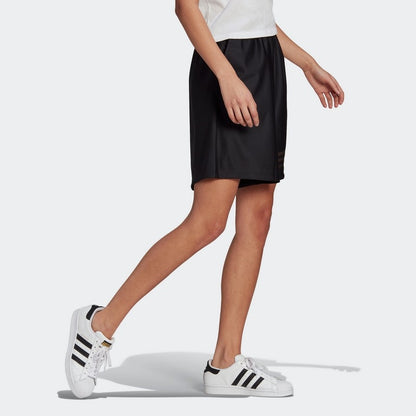 SHORT W ADIDAS