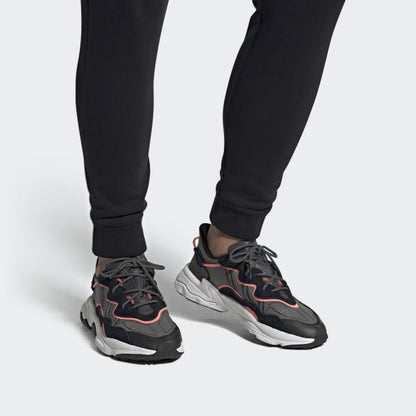 ADIDAS OZWEEGO