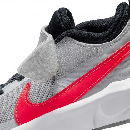 NIKE TEAM HUSTLE 10