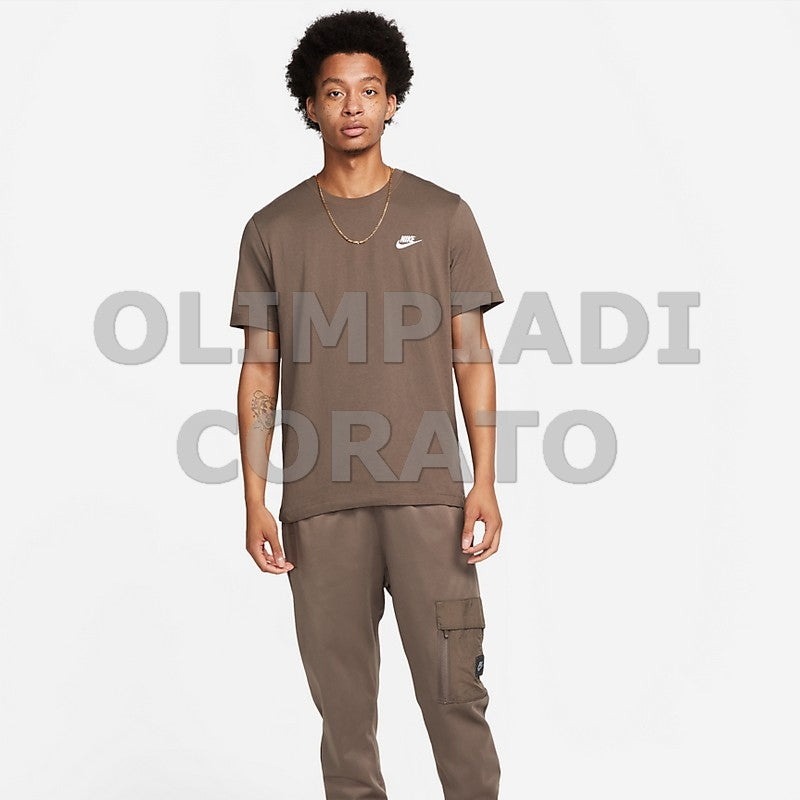 T-SHIRT NIKE CLUB ESS