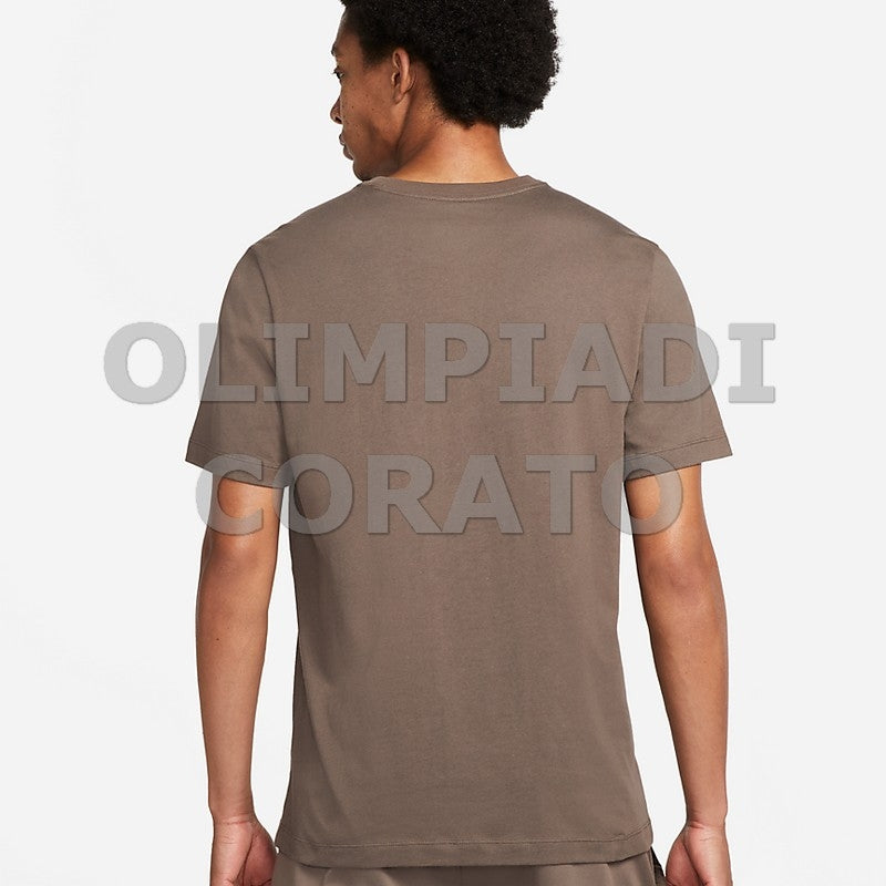 T-SHIRT NIKE CLUB ESS
