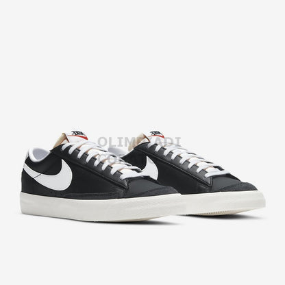 NIKE BLAZER LOW '77