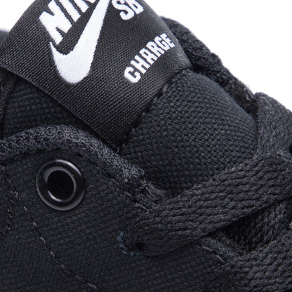 NIKE SB CHARGE SLR