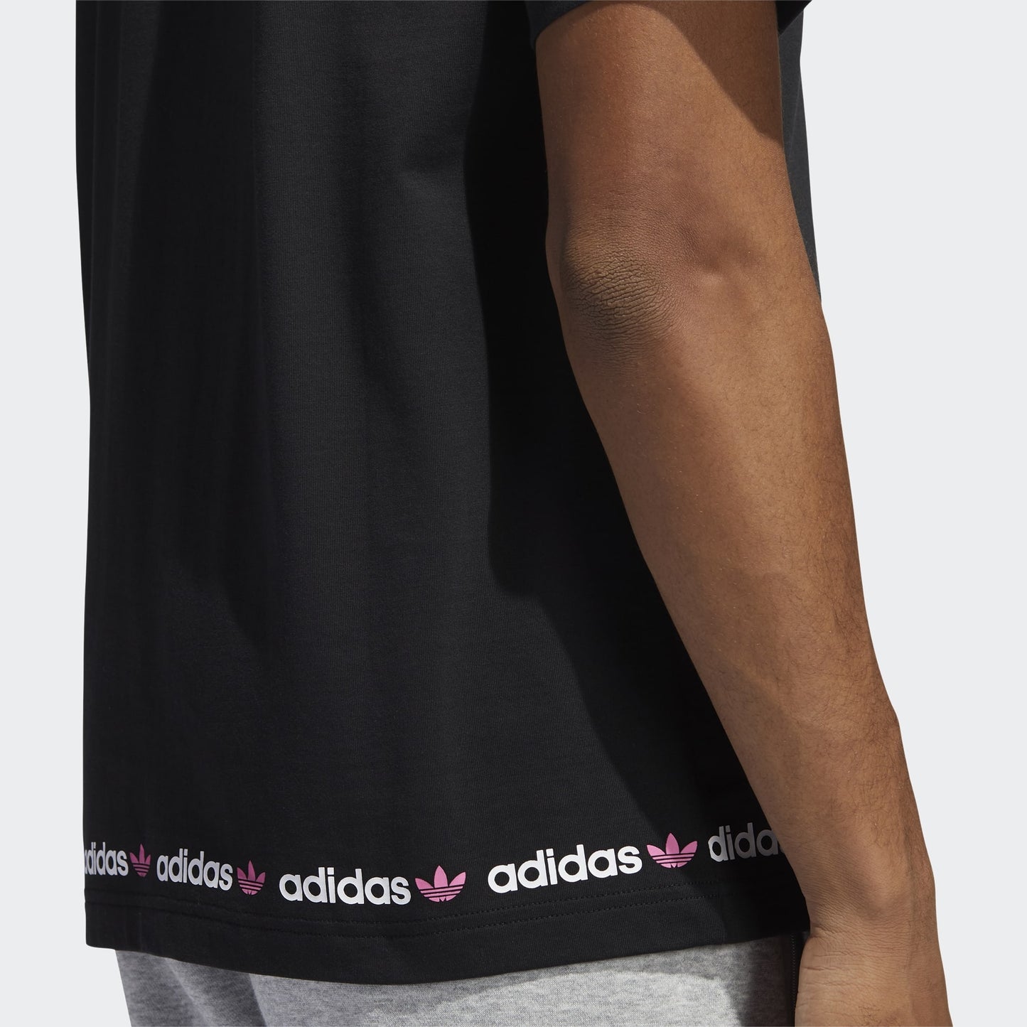 T SHIRT REPEAT ADIDAS