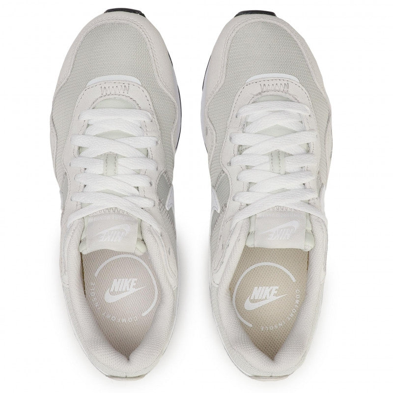 NIKE VENTURE RUN
