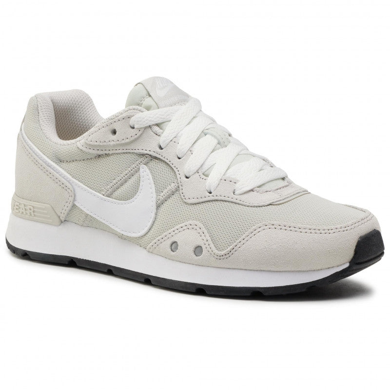 NIKE VENTURE RUN